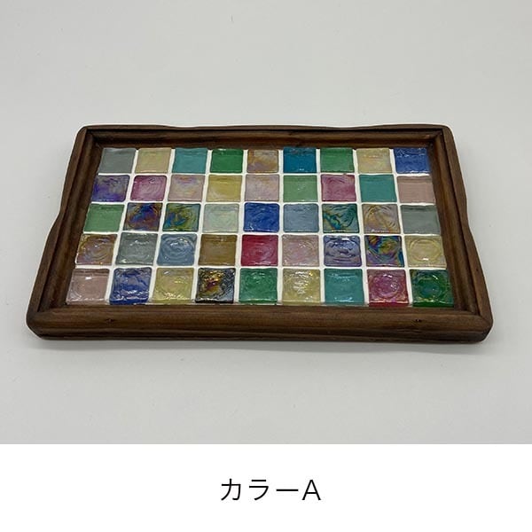 Deco Tile Works デコタイルワークス 中 ガラスタイルx杉の木