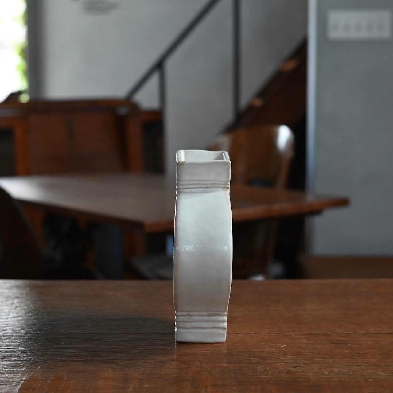 OluNoA / フラワーベース〈 花瓶・花器・一輪挿し・陶器・インテリア・置物 〉