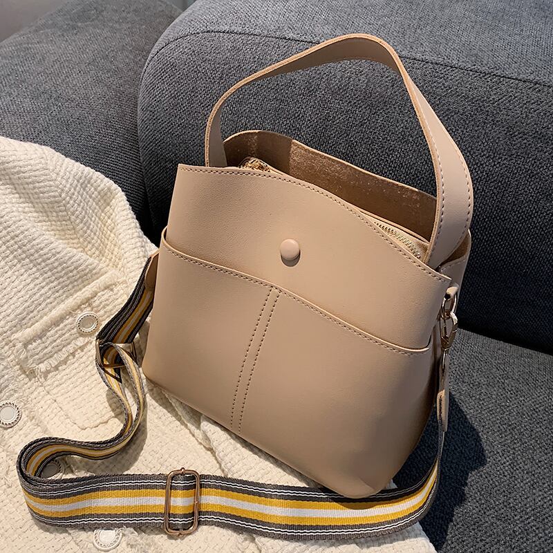 オータムウィンター 秋物 冬物 メッセンジャーバッグ Tiancai_Wing_Bag8978571