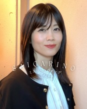 【旧商品セール】ミディアムウィッグ(ブラック)