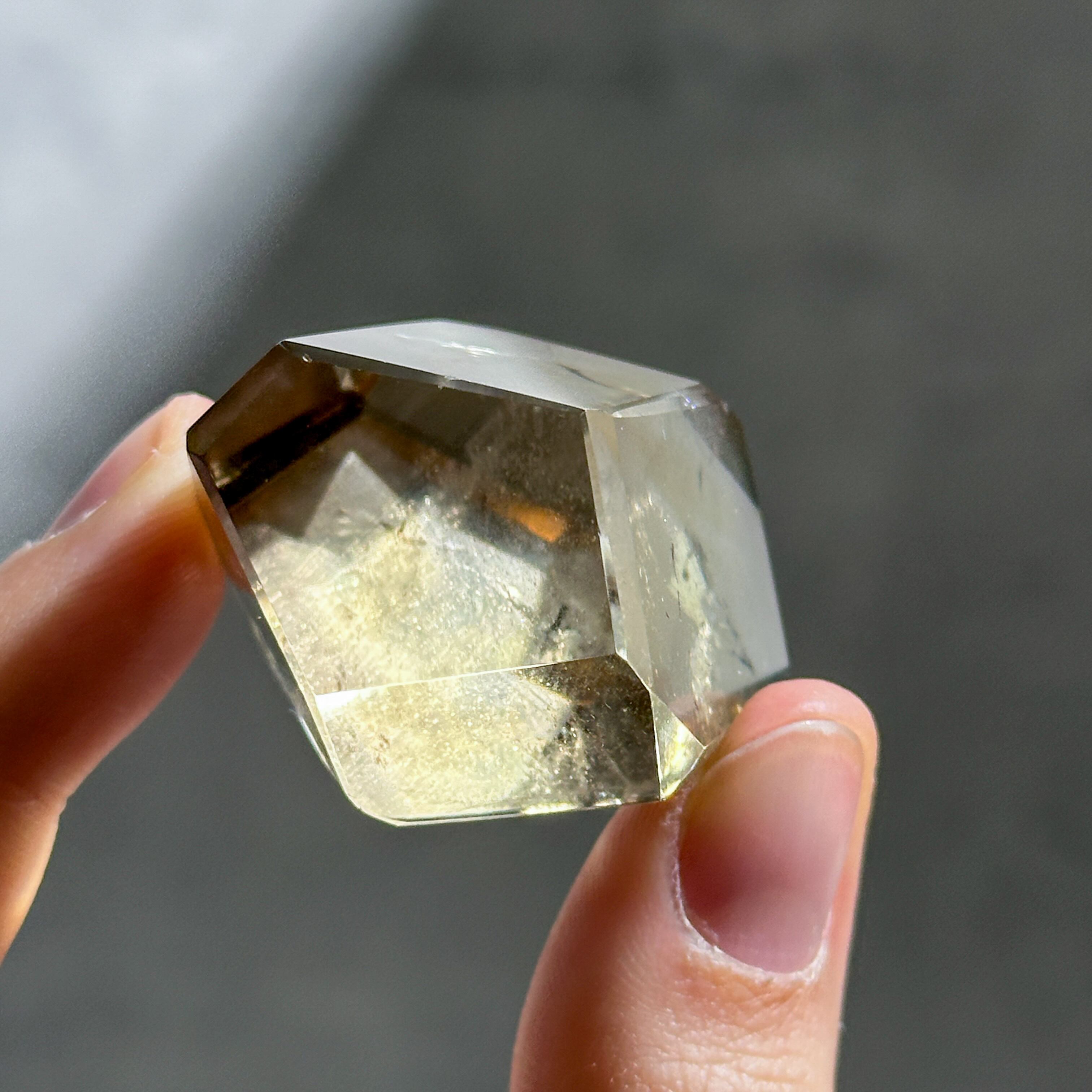 ファントム・透明感◎シトリン（黄水晶） フリーフォーム14◇ Citrine