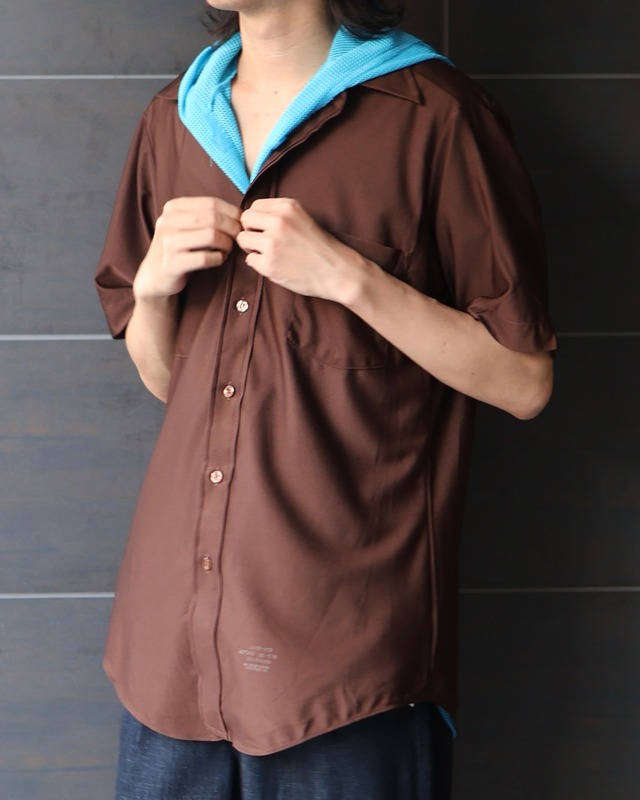 Brown short sleeve shirt