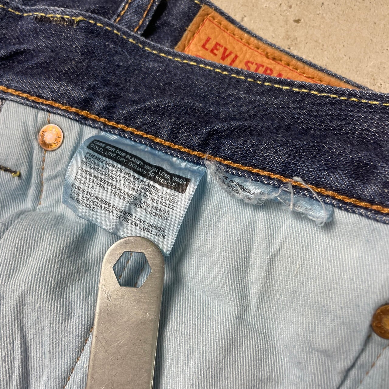 00年代 Levi's リーバイス 501 復刻 黒カンヌキ ストレート デニム