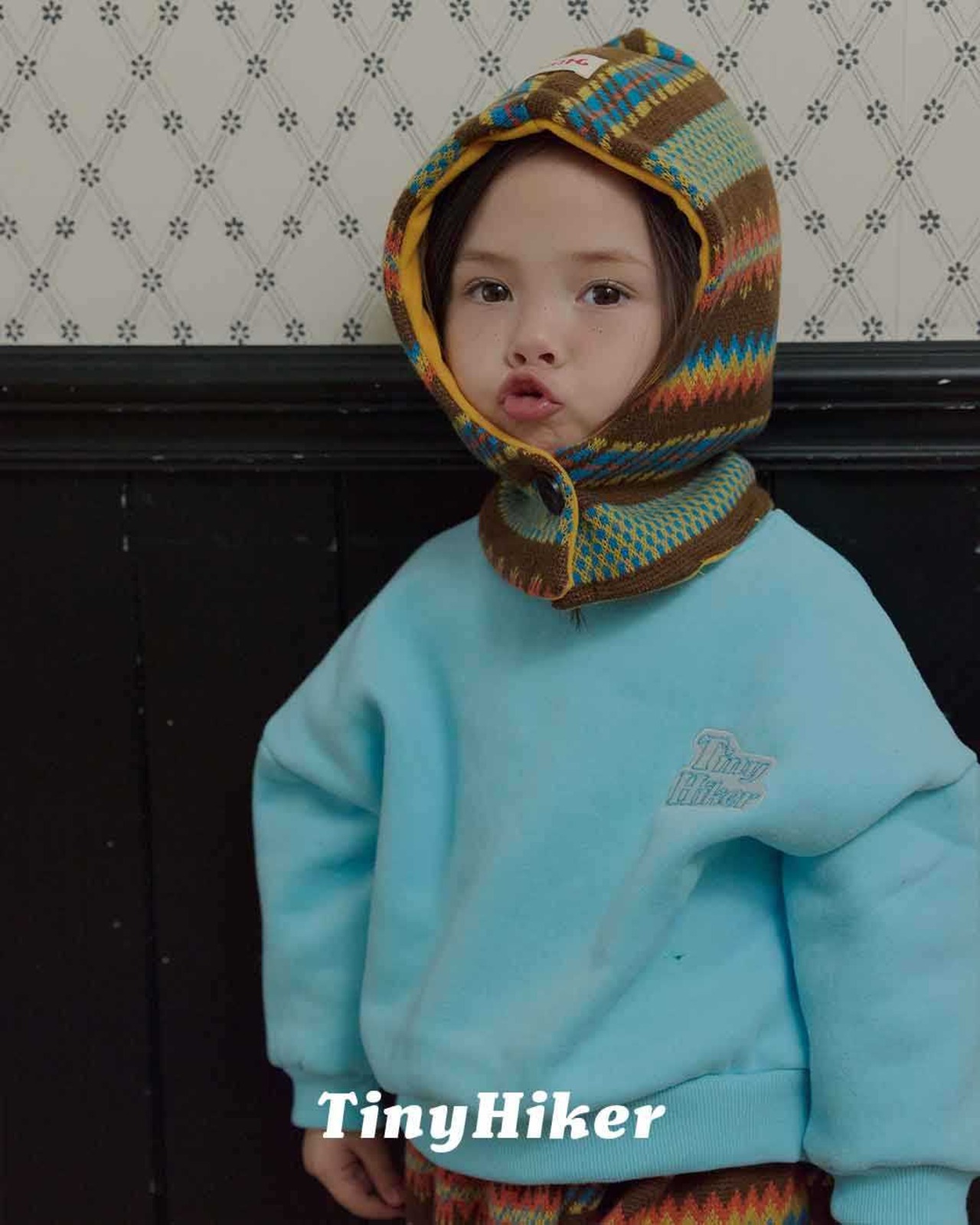 〖取寄〗韓国子供服 / 26winter / TinyHiker / タイニー刺繍トレーナー / キッズ *XS~XL*