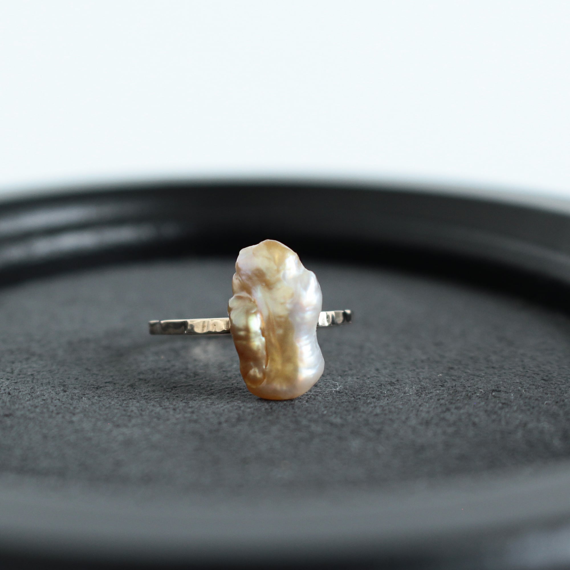 一点もの】K10 琵琶湖産 淡水真珠 バロック リング/ Conpeito