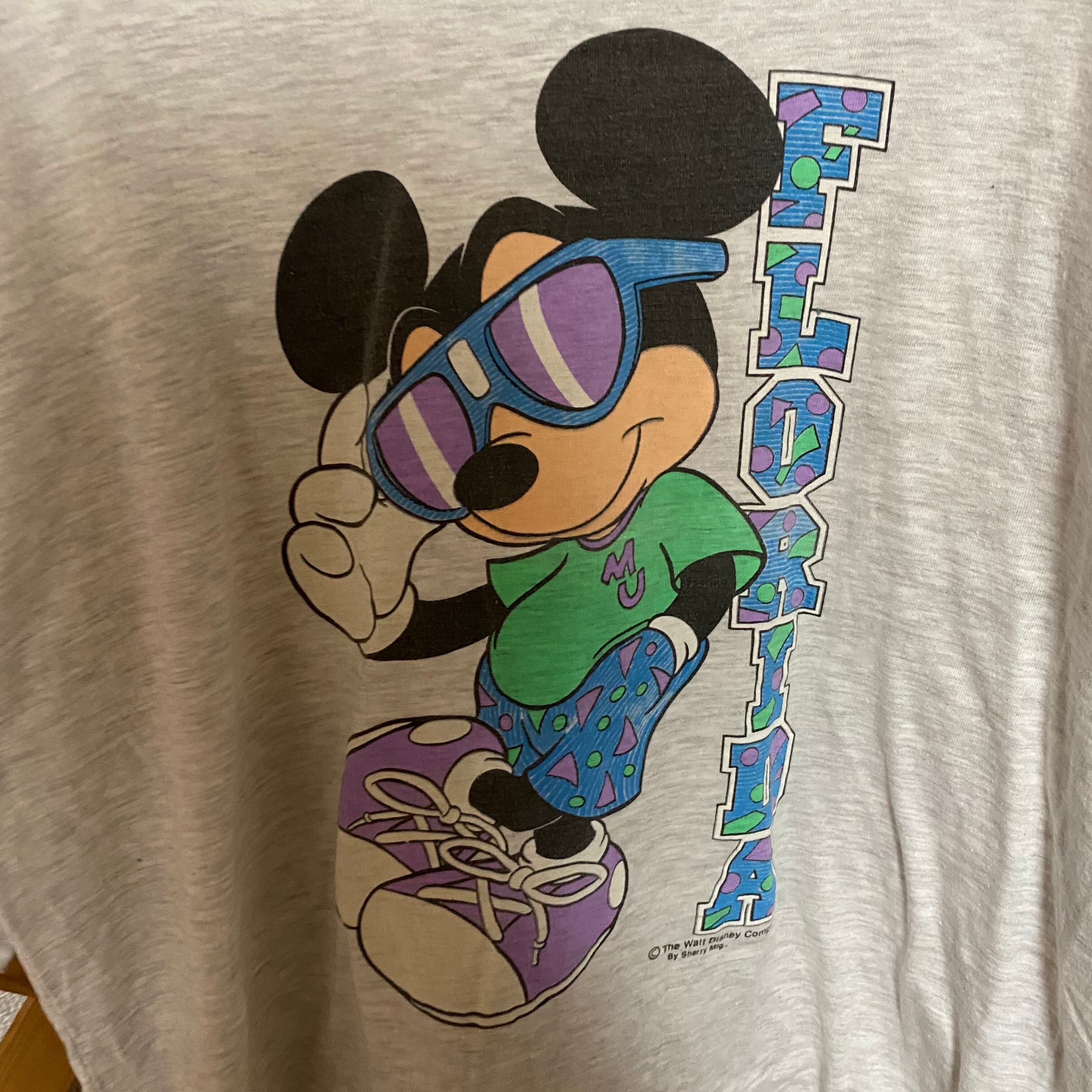 sherry‘s t shirt Disney Mickey Mouse
