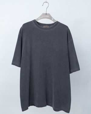 garment dye plain T-shirt