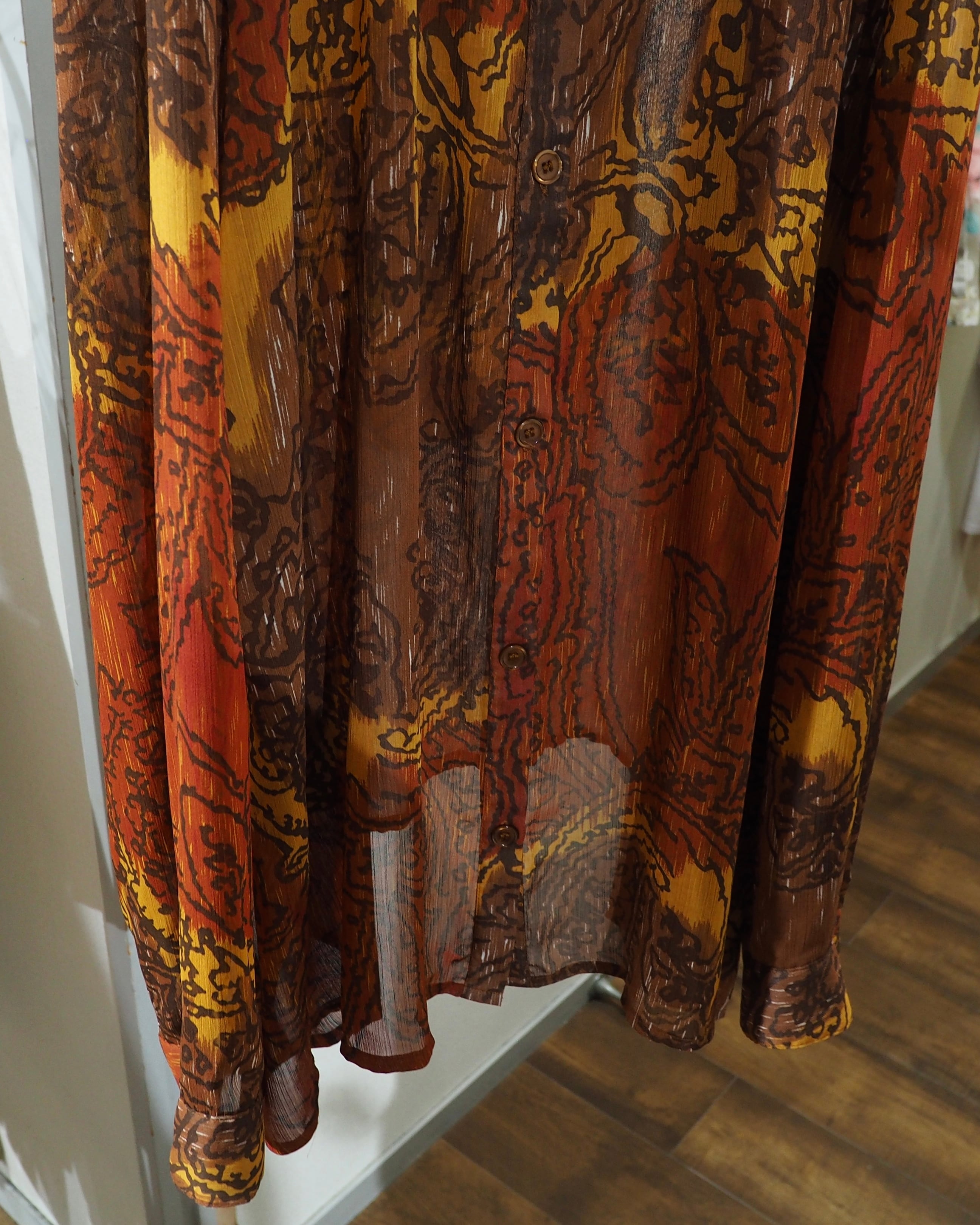 Beautiful Ethnic pleats × Sheer Design Vintage Drape Over silhouette shirt
