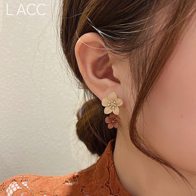 オータムウィンターブラウンFlowerデザイン イヤリング 秋物 冬物 指輪 フラワーデザイン LACC83043709130