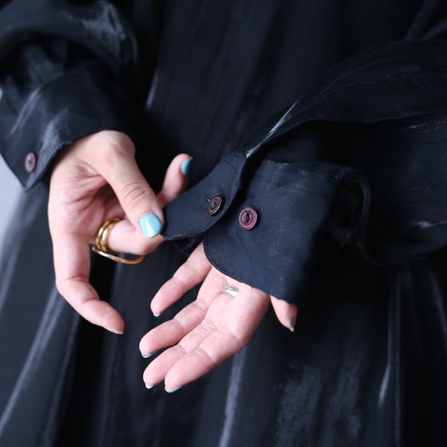 "濡" gross fabric fry front band collar over silhouette shirt