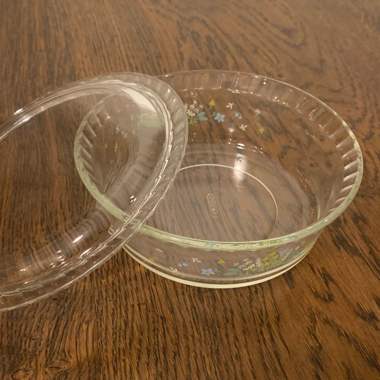 PYREX パイレックス 花柄 蓋付きボウル 昭和レトロ ビンテージ