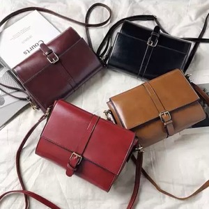 4色 ミニショルダーバッグ カバン 送料無料 レディース バッグ 大人可愛い かわいい きれいめ 大人女子 エレガント 無地 春 秋 ガーリー 10代 20代 大人 学生 韓国系 お出かけ 外出 きれいめカジュアル 着回し ファッション デート コーディネート 重ね着 休日 特別な日 お祝い 記念日 カジュアル  普段着 春コーデ 秋コーデ オールシーズン  韓国 おしゃれ シンプル スタイル ゆったり 細見せ 韓国ファッション 小物 オフィスカジュアル 30代 オフィス ワンポイント ママコーデ