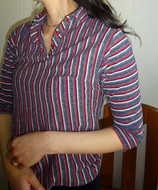 US 70s-80s border tops