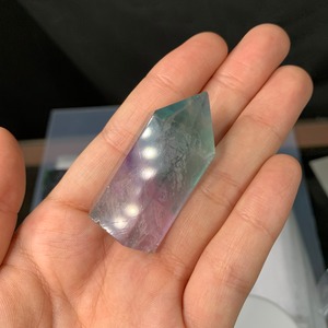 101ポイント 可愛い色合いフローライトポイント