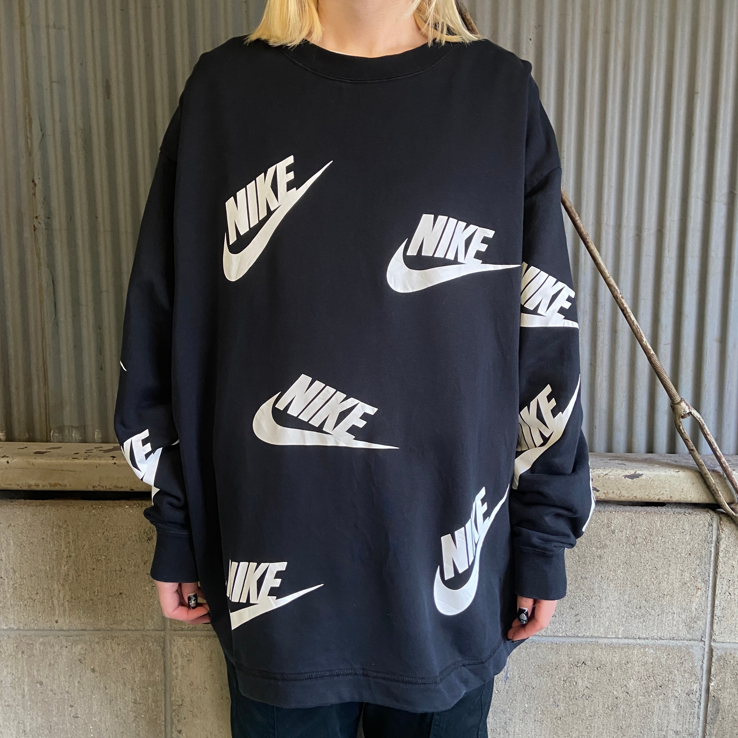 NIKE ナイキ スウォッシュ ロゴプリント 総柄 スウェット メンズXL 