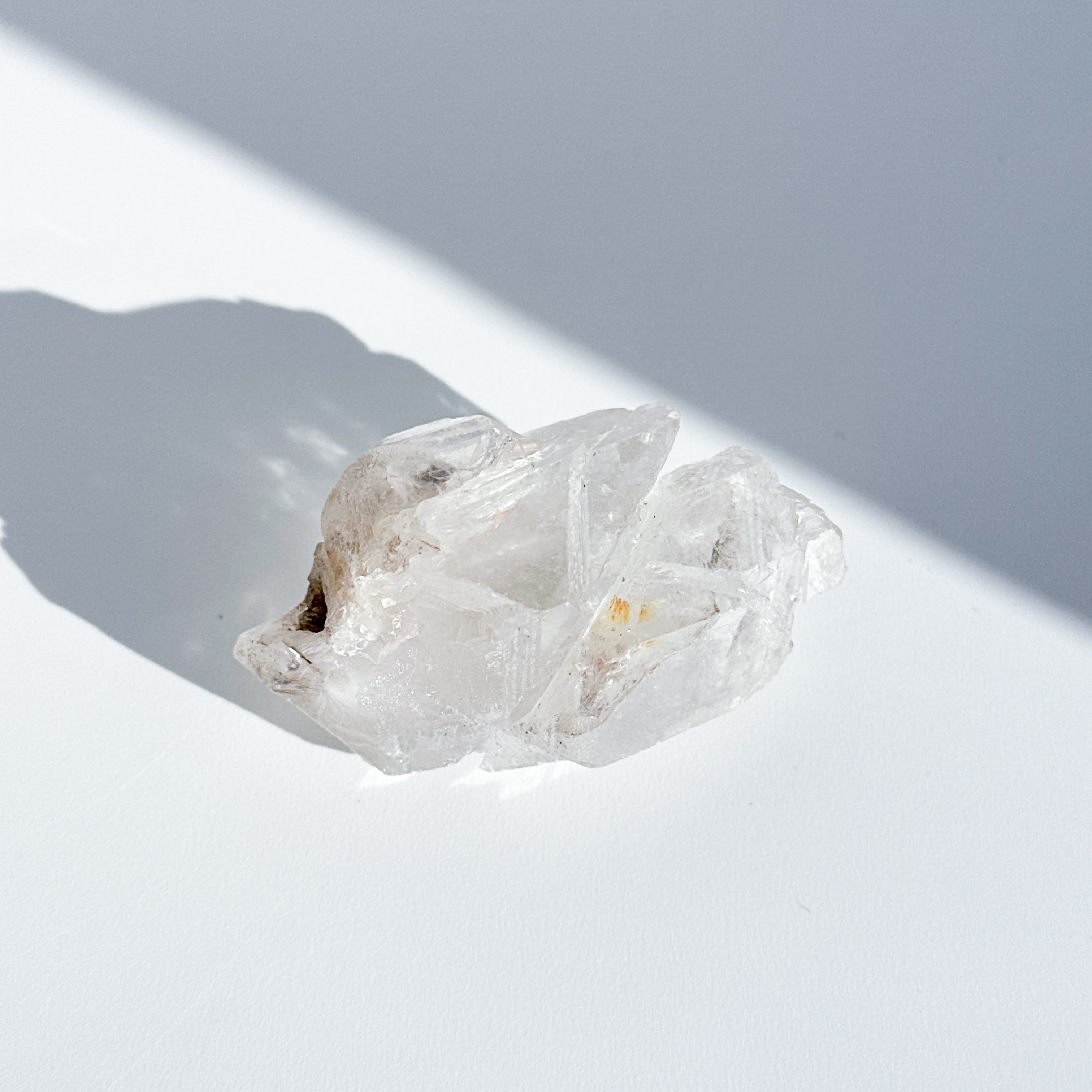 ミナスジェライス産干渉水晶(インターフェレンスクォーツ) 原石03