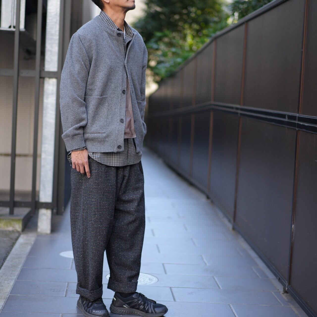 少女、お願い、石彫、倉田辰彦作