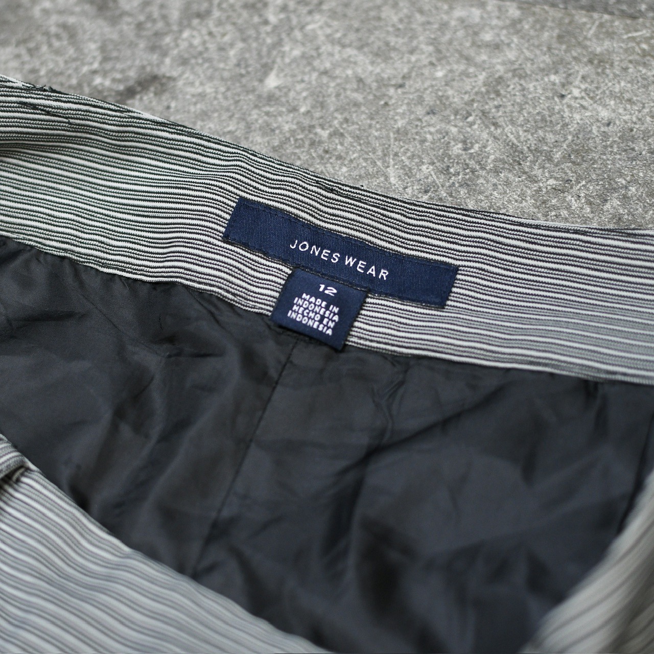 Jones wear wide straight stripe pants