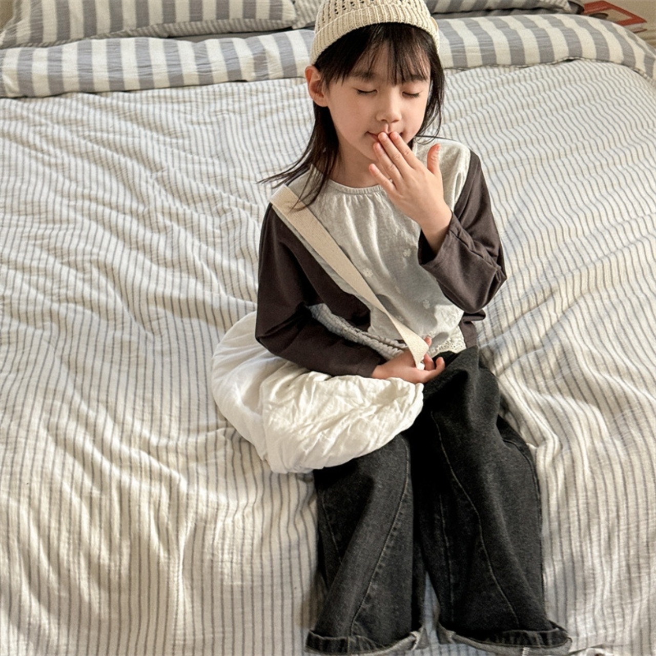 秋レース切り替え長袖Tシャツ2色