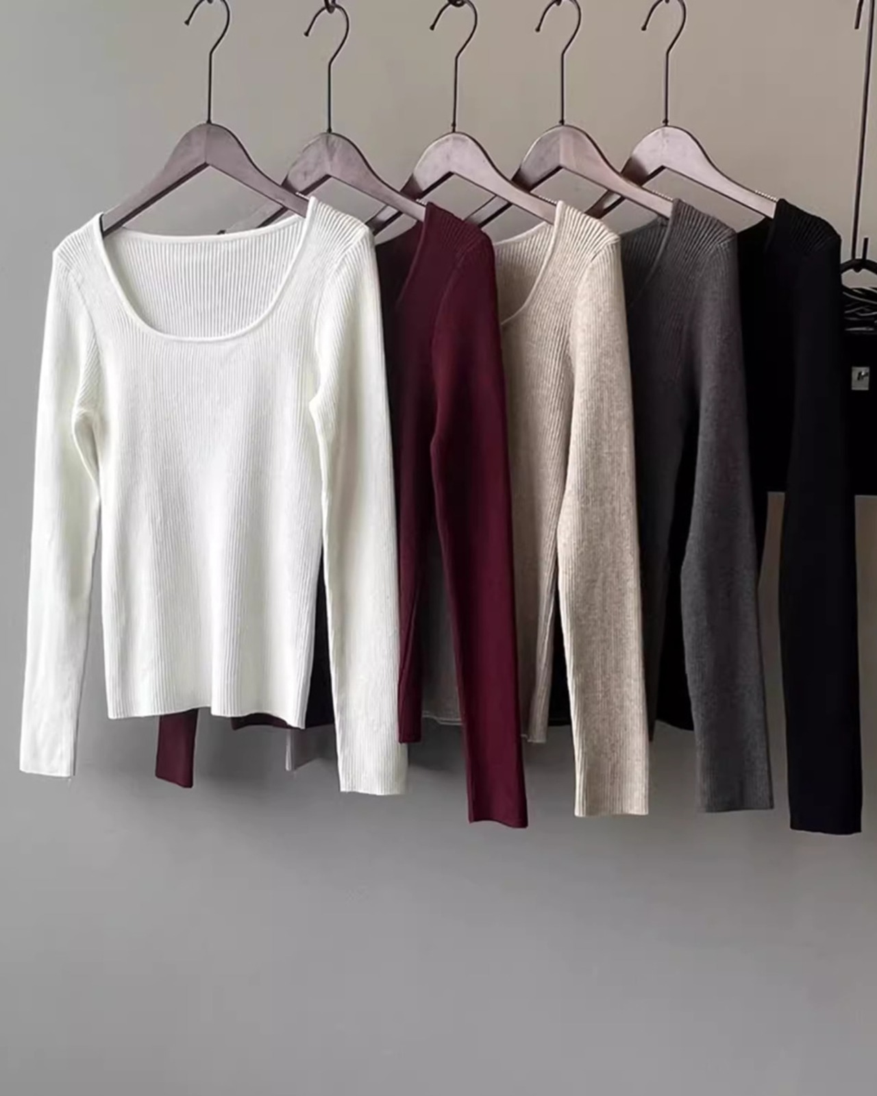 Round neck rib Knit　T20180