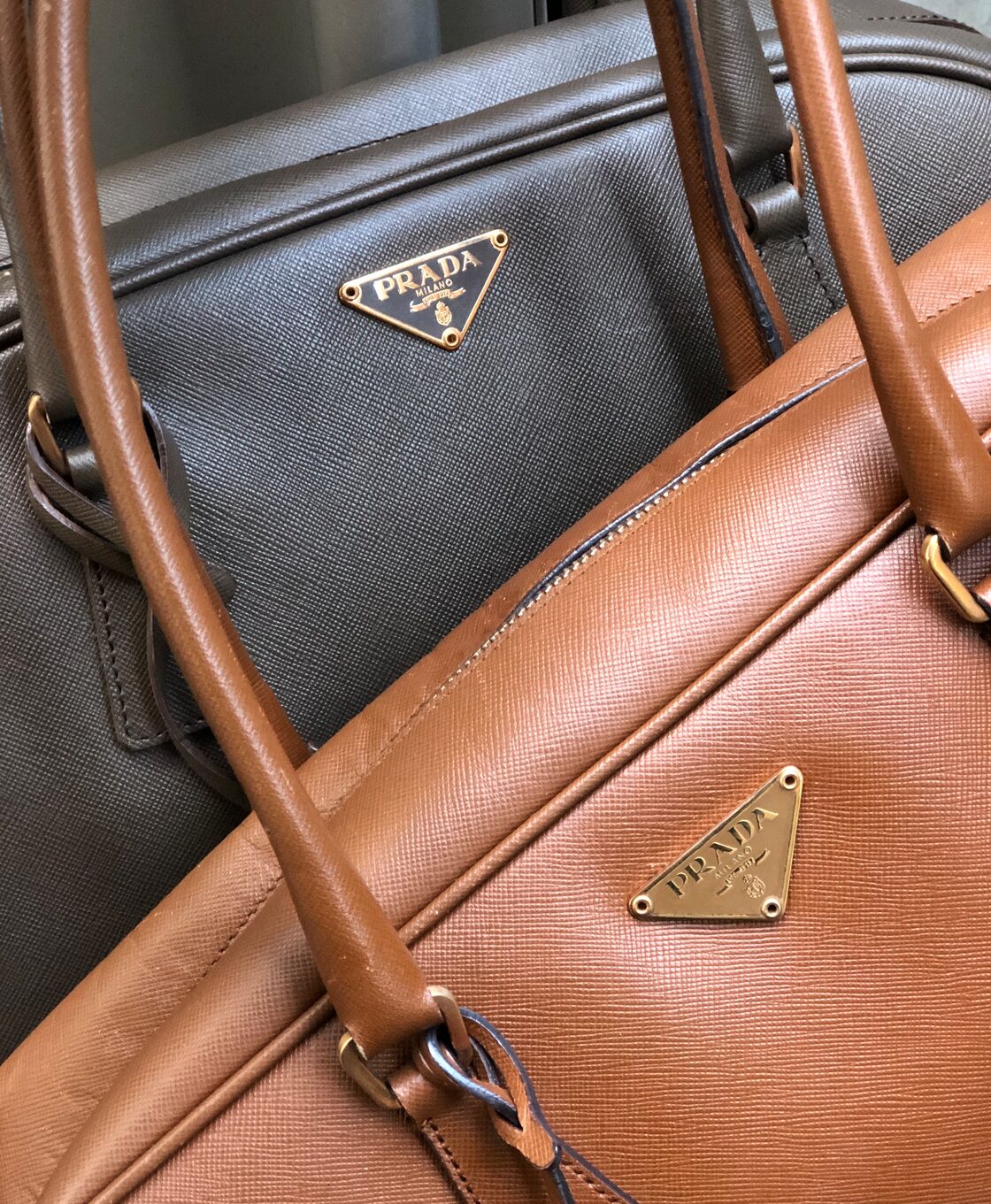 PRADA プラダ トライアングルロゴ レザー ミニボストン ハンドバッグ 