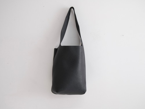 Aeta "SHOULDER S BLACK”