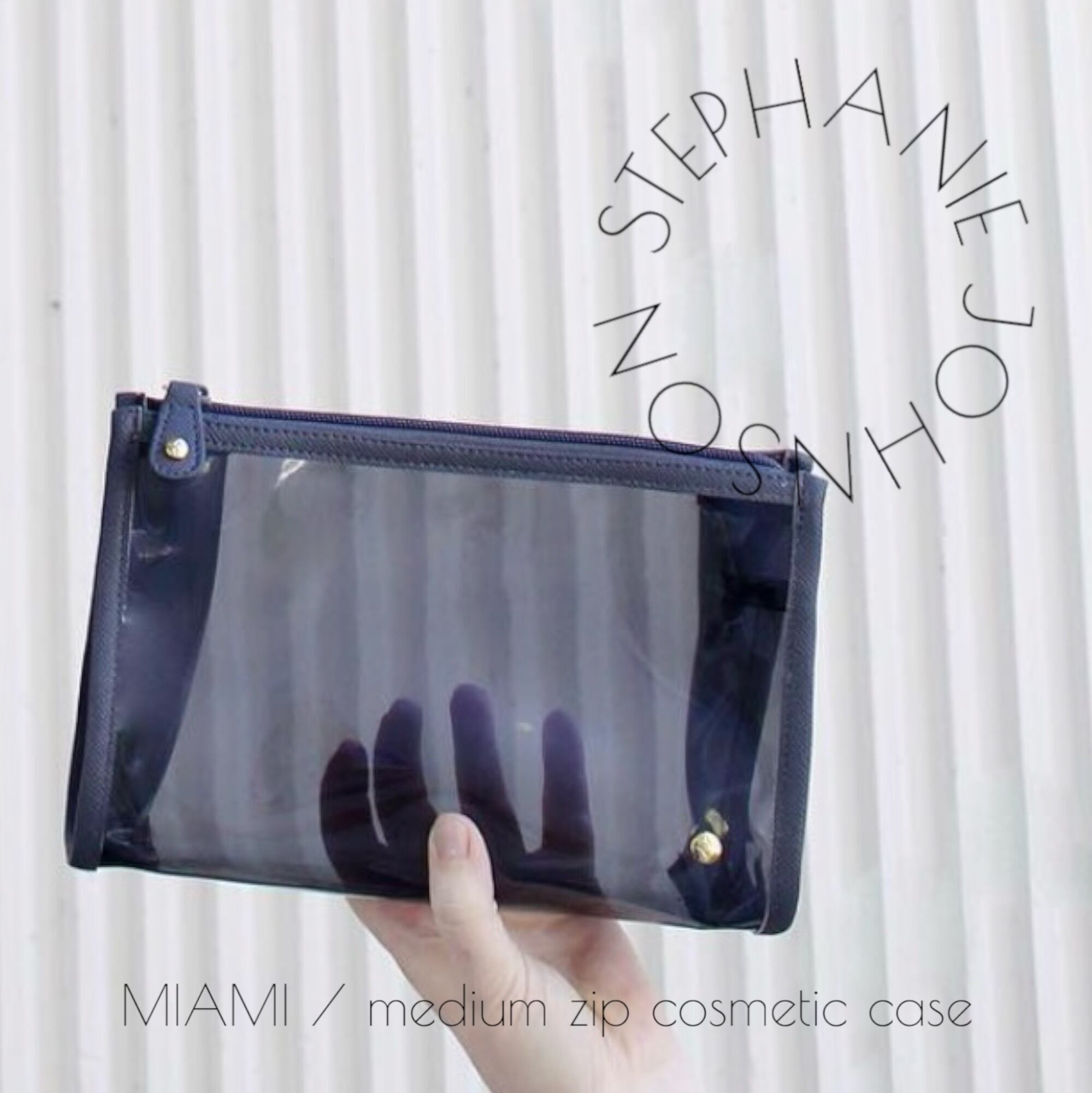 【BIG SALE】旅行時だけではもったいない。デイリーユースに使いたい耐久性も備えた高級感ある『クリアポーチ』 - MINK