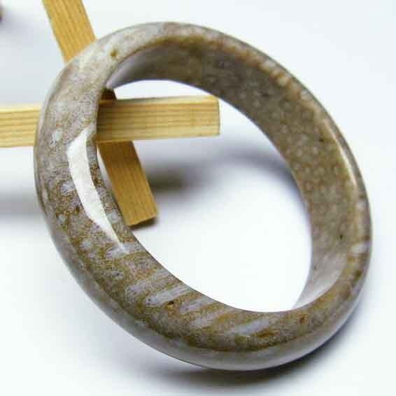 珊瑚 フォッシルコーラル バングル 111-1392