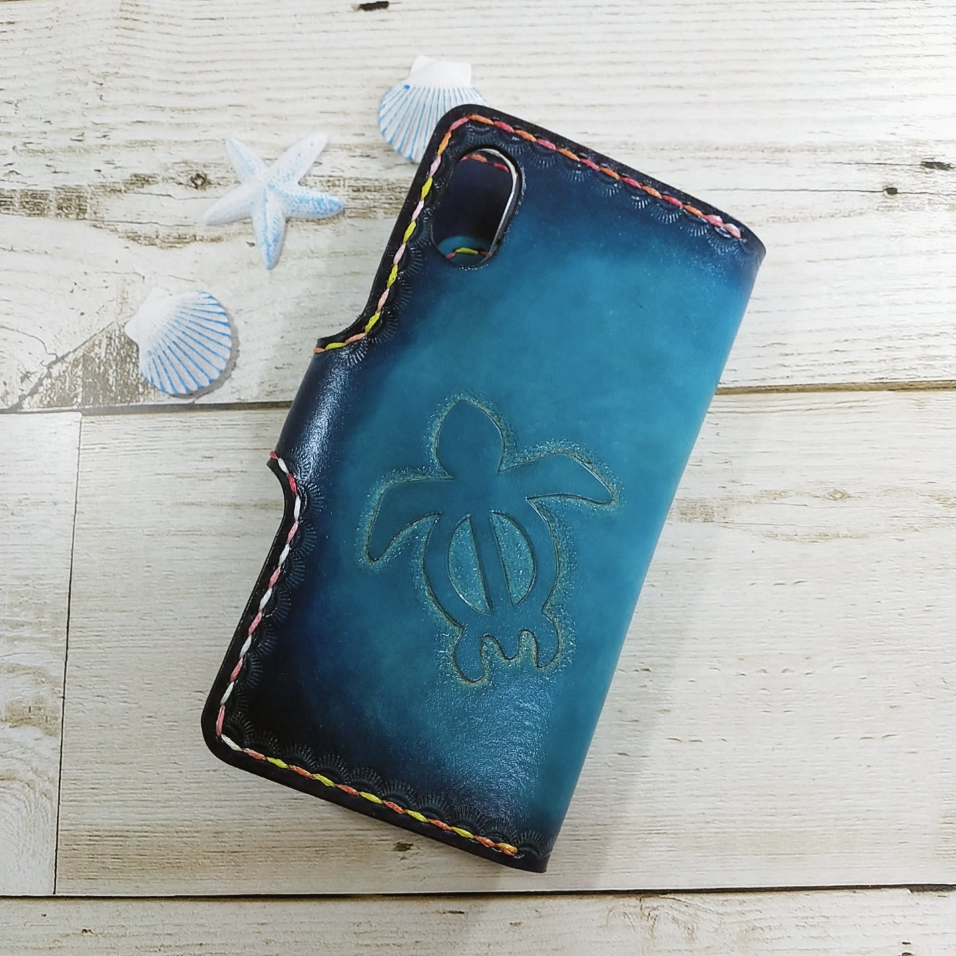 ☆ホヌ☆プルメリア☆本革スマホケース☆ハンドメイド☆オーシャンブルー ☆ホヌ☆プルメリア☆本革スマホケース☆ハンドメイド☆オーシャン