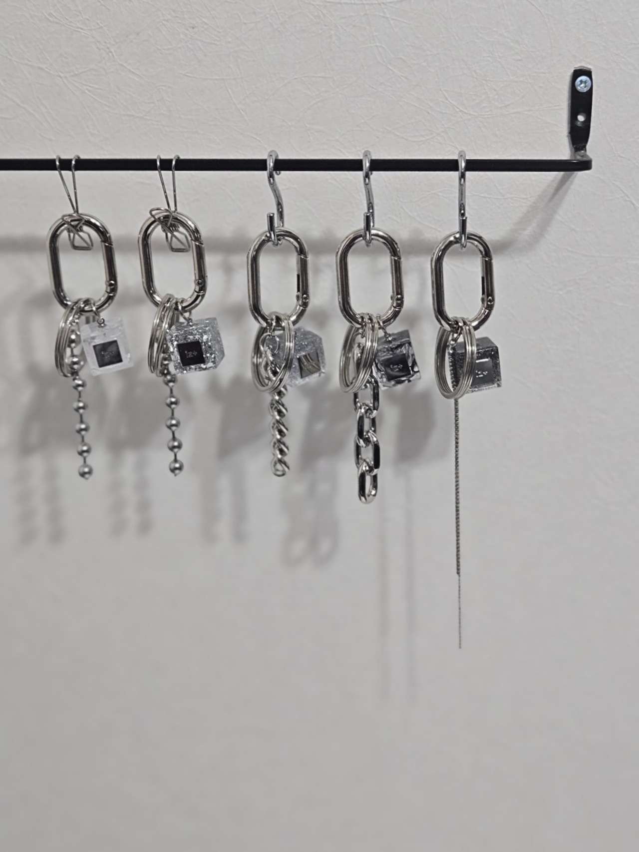 PERFUME KEY. [white] - 8