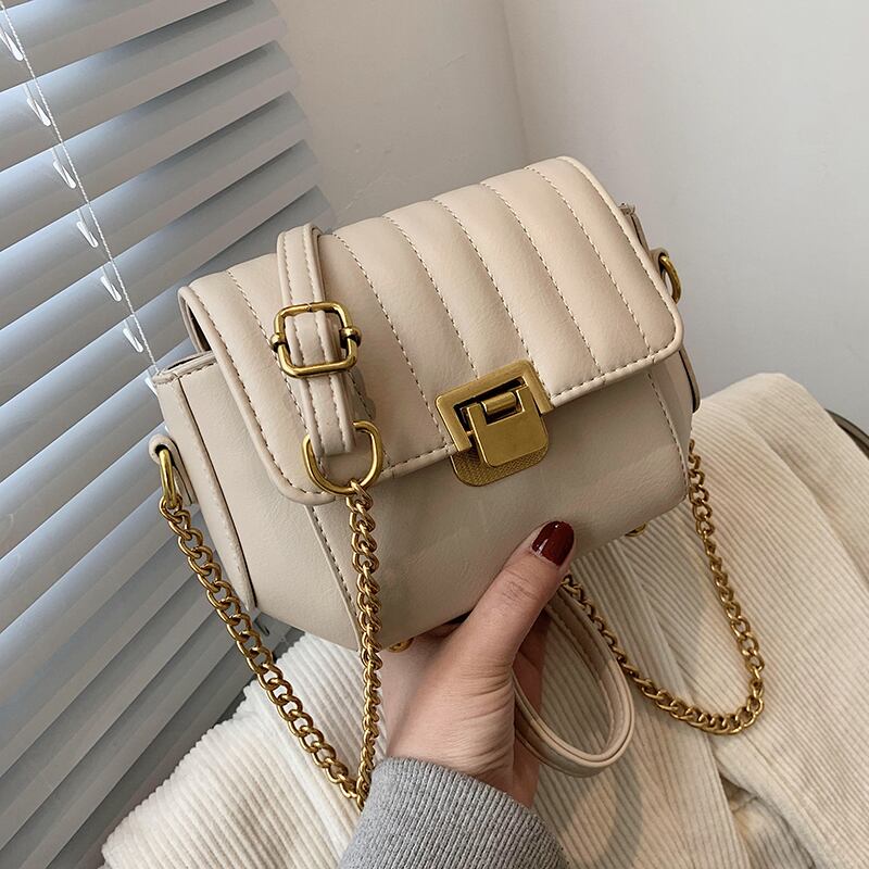 チェーン レッド スクウェア メッセンジャーバッグ 手作りハンドバック64960944077