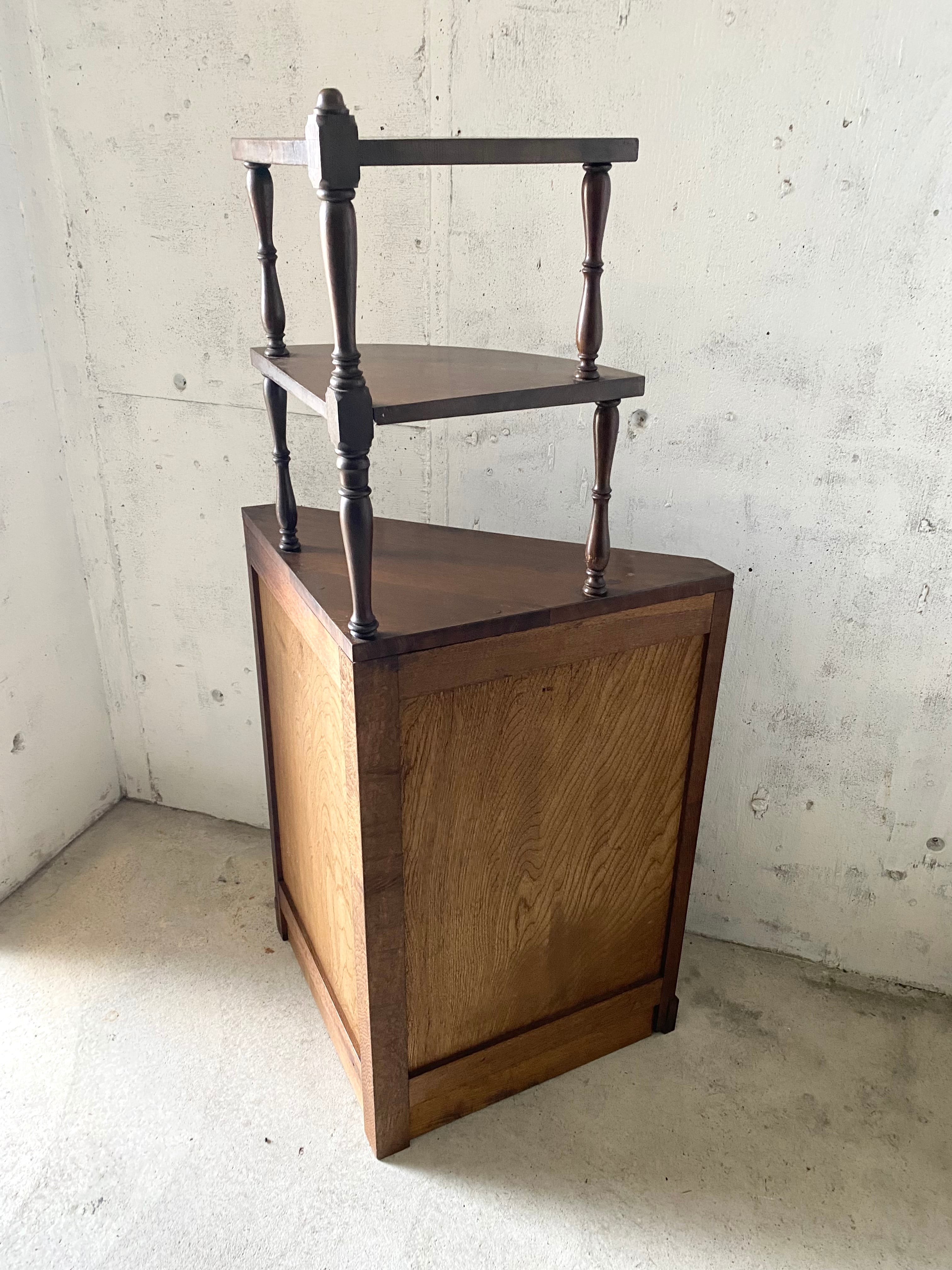 カリモク コロニアル コーナーラック アンティーク ビンテージ ラック ろくろ脚 カリモク コロニアル コーナーラック アンティーク ビンテー