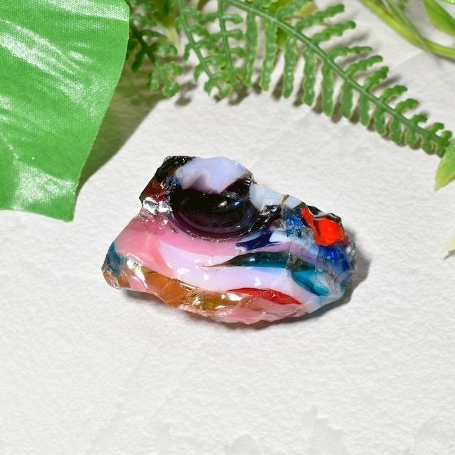 《虹入り》シエラネバダ産 アンダラクリスタル原石 ”インナーホーム”