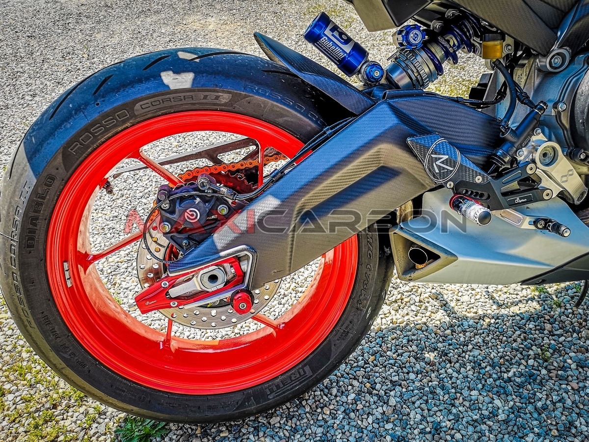 aprilia RS660/Tuono660 スイングアームカバー（右） ドライカーボン | MCJ