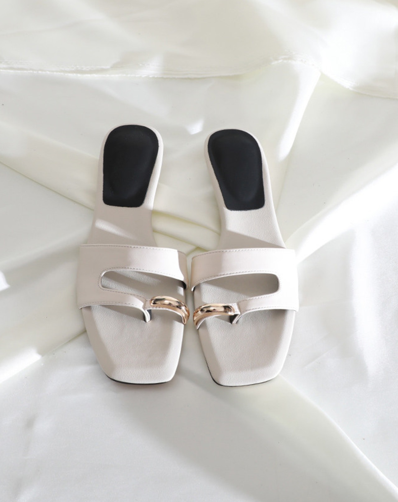 ブロックヒール 牛革サンダル