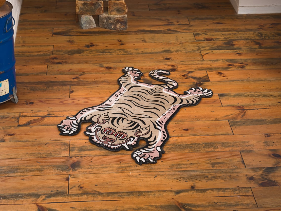Tibetan Tiger Rug 《Sサイズ•シルク・オリジナル2・ナチュラルサンド