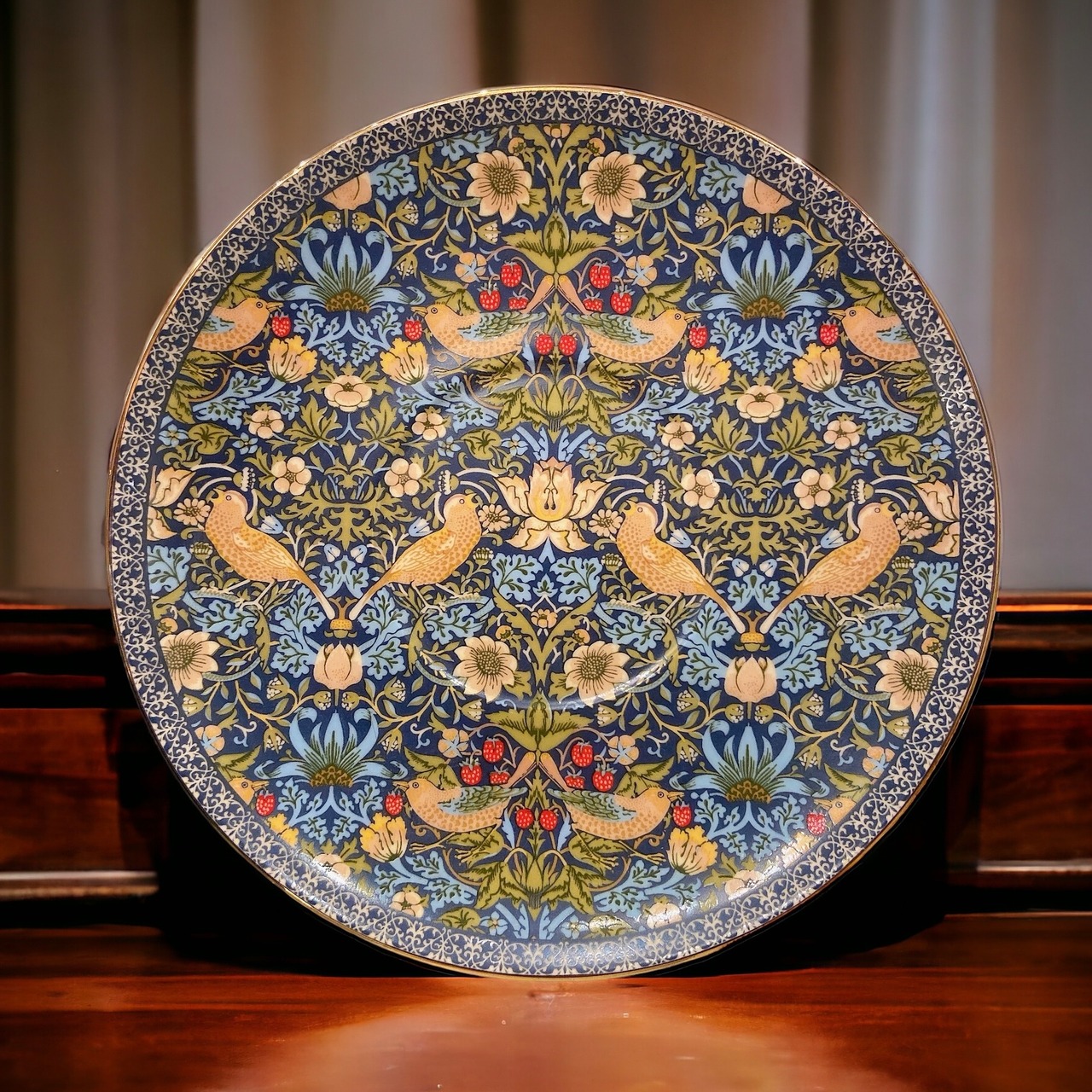 スープボウル　カップ＆ソーサー　William Morris いちご泥棒
