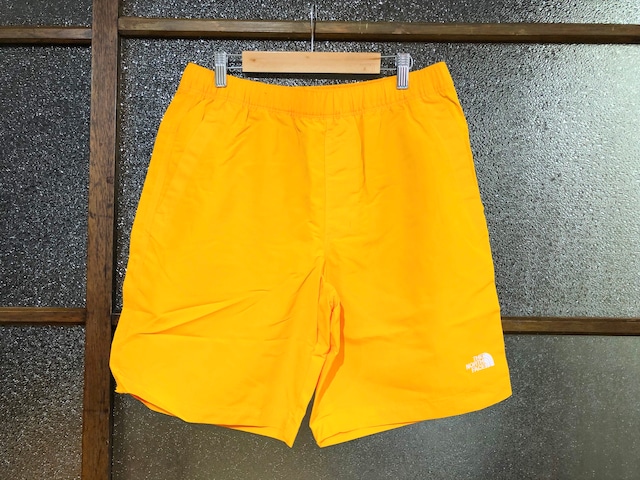 THE NORTH FACE CLASS V RAPIDS SHORT PANTS (ZINNIA ORANGE)