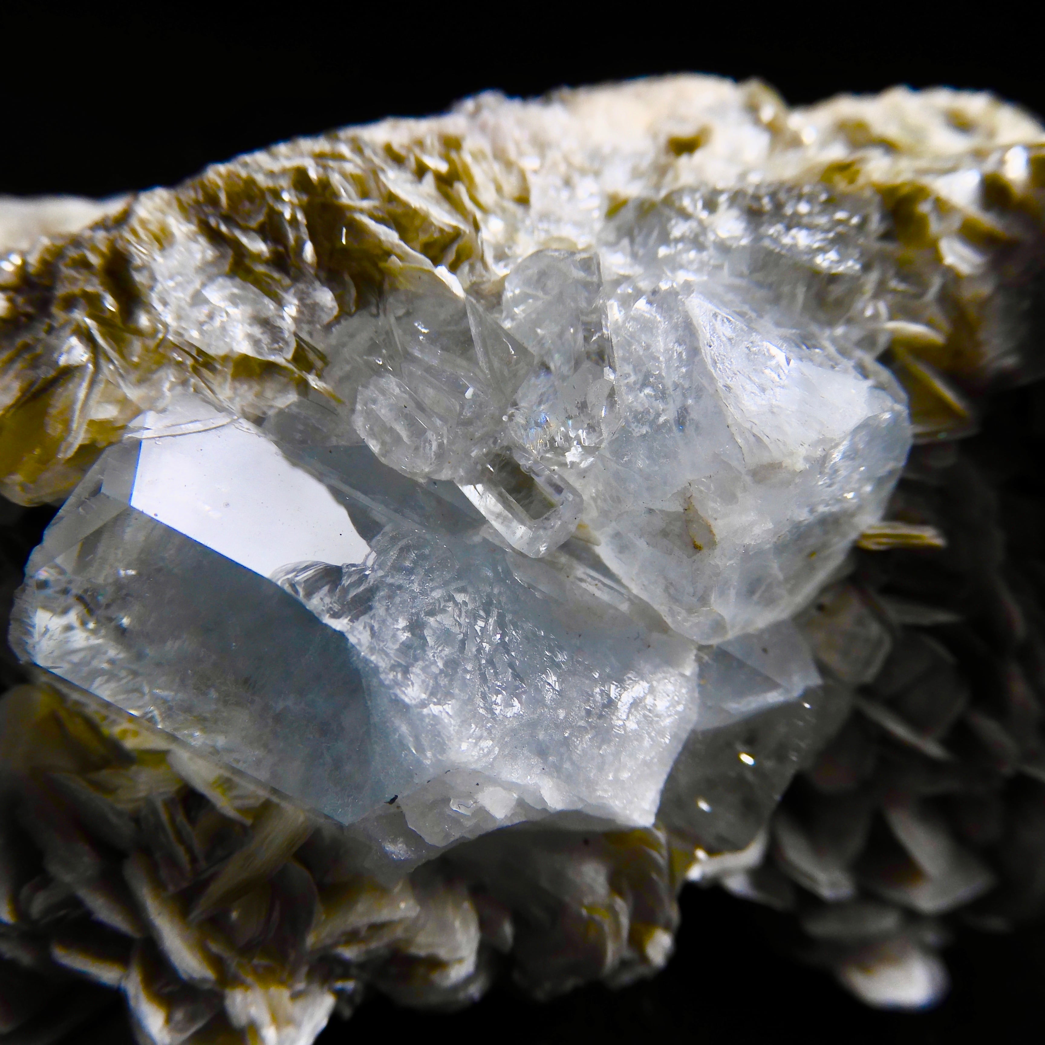 鉱物標本 アクアマリン 白雲母 原石 結晶 | moon×noon