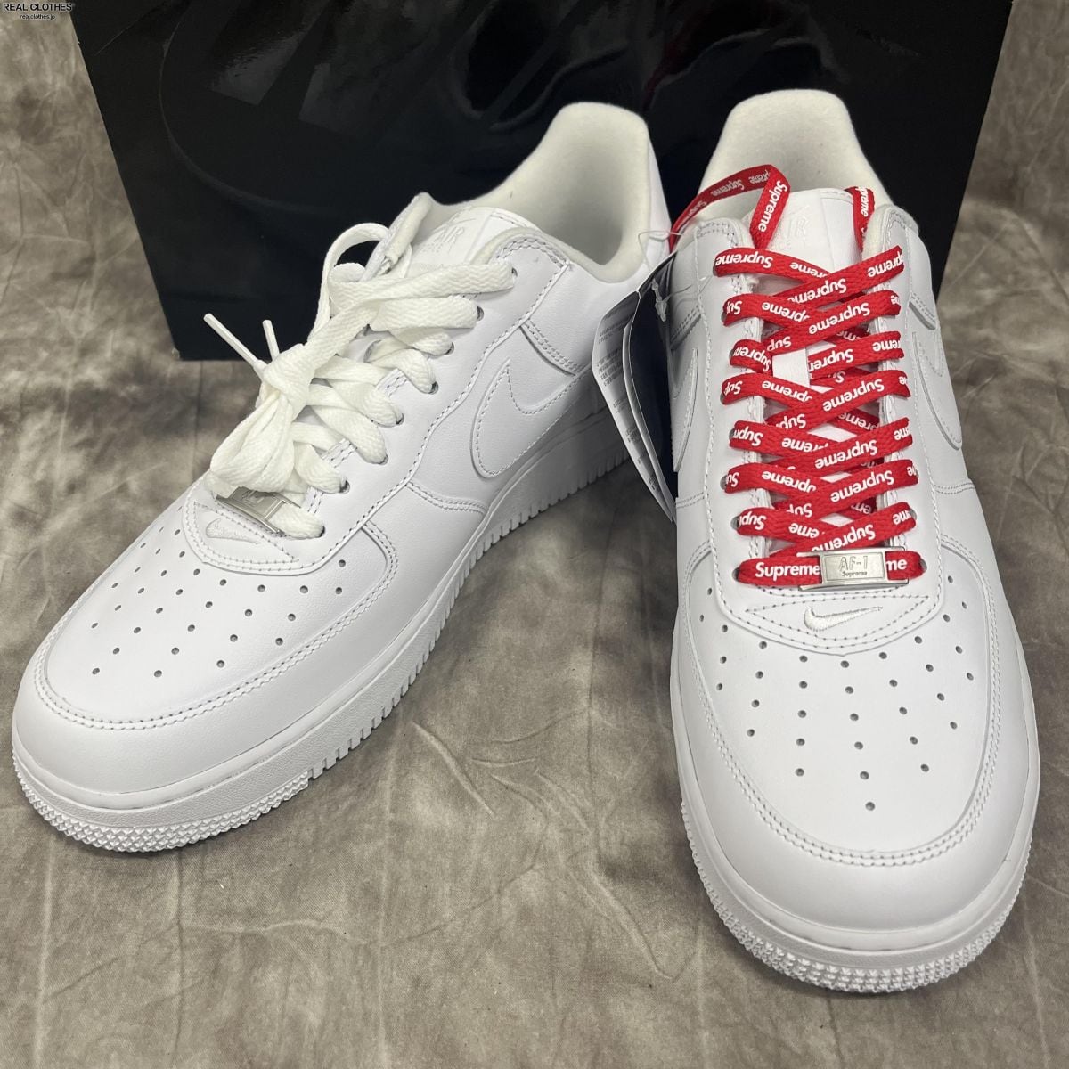 Supreme®/Nike® Air Force 1 Low 新品未使用