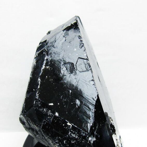 3.5Kg モリオン 原石 黒水晶 原石 山東省産 台座付属 一点物 191-525