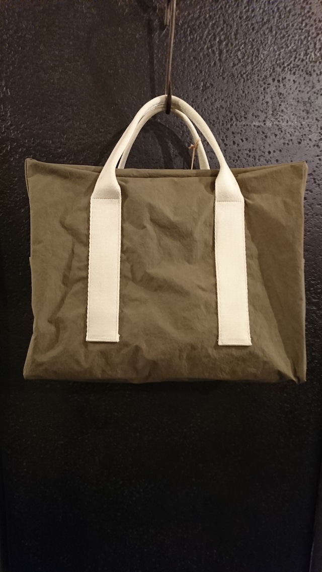 LABOR DAY  "AVIATOR BAG" Khaki Color