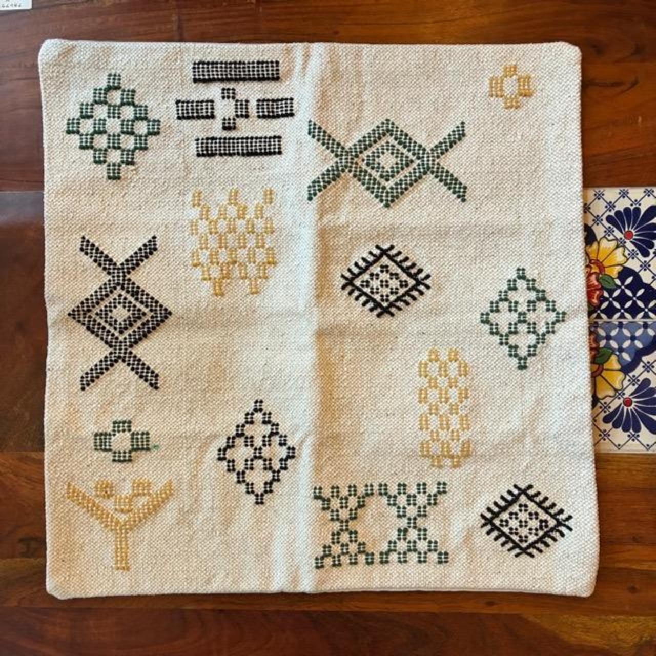 India Hand woven cushion cover　45×45cm 2type　インド　手織りのクッションカバー　全2種　ホワイト　ナチュラル　トライバル　民族　メール便　