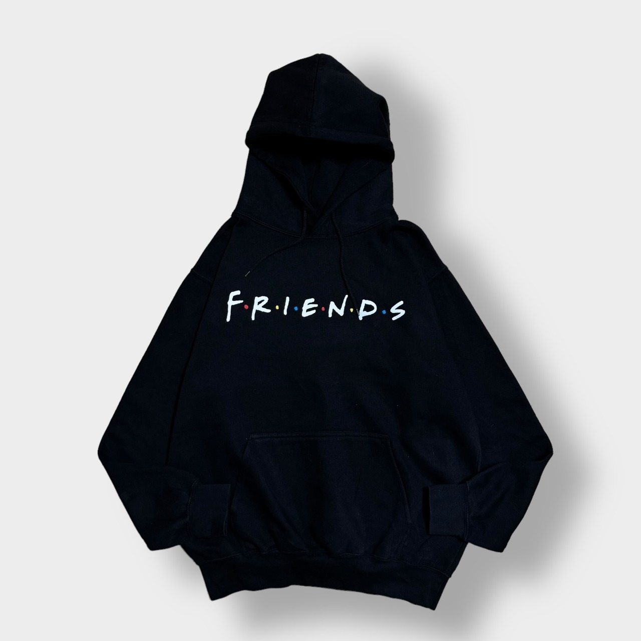 FRIENDS 海外ドラマ フレンズ ロゴ  スウェット パーカー プルオーバー プリント 黒 フーディー M us古着