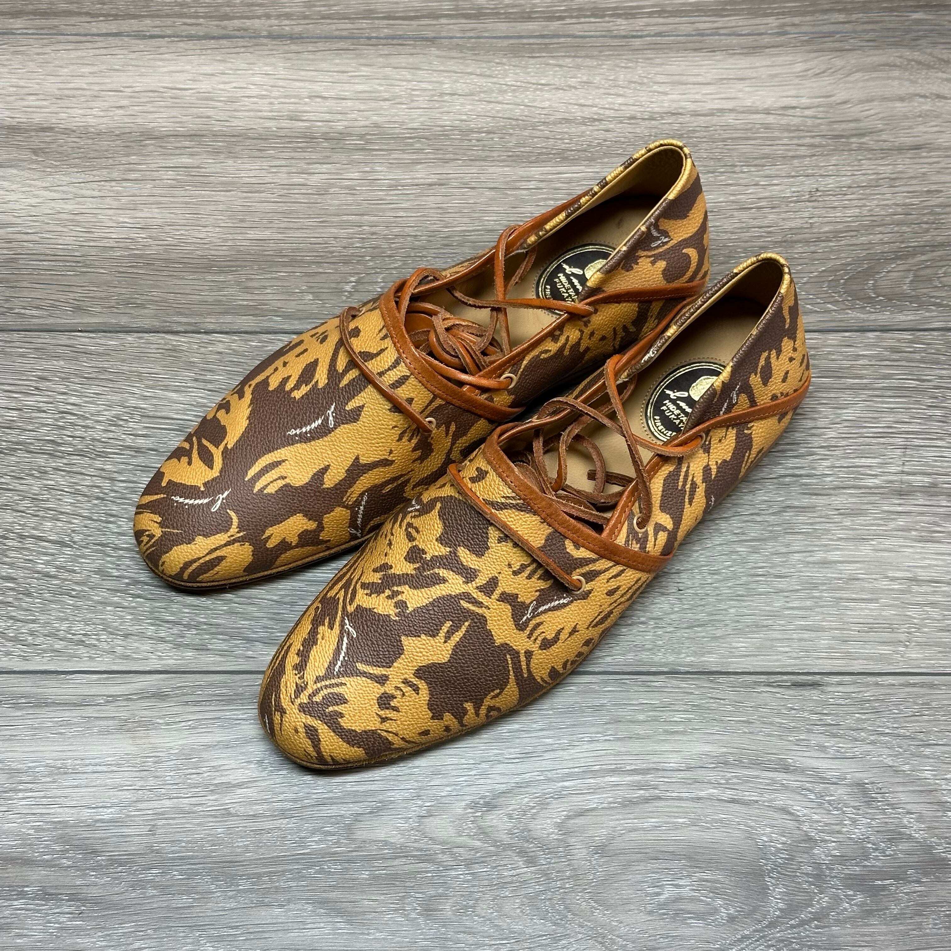 SNEAKER | safarionline