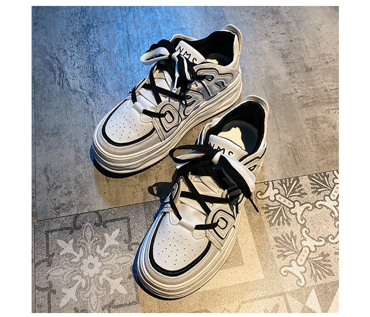 靴レディース2022年春新しいレースアップ厚底滑り止めネットレッド