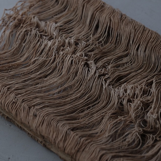Thread heddle