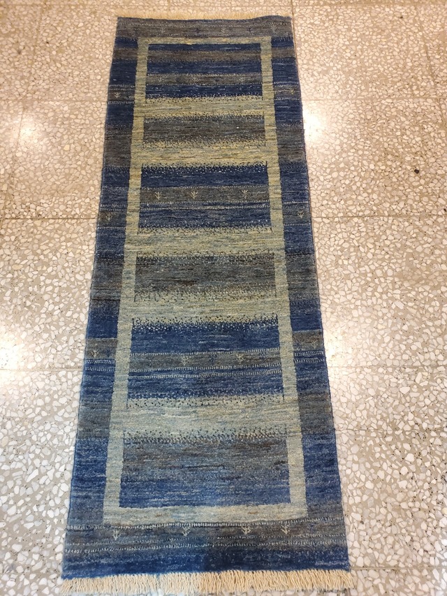 絨毯クエスト41 中編【No.33】Gabbeh Riz blue＆blue  ※現在、こちらの商品はイランに置いてあります。ご希望の方は先ずは在庫のご確認をお願いします。