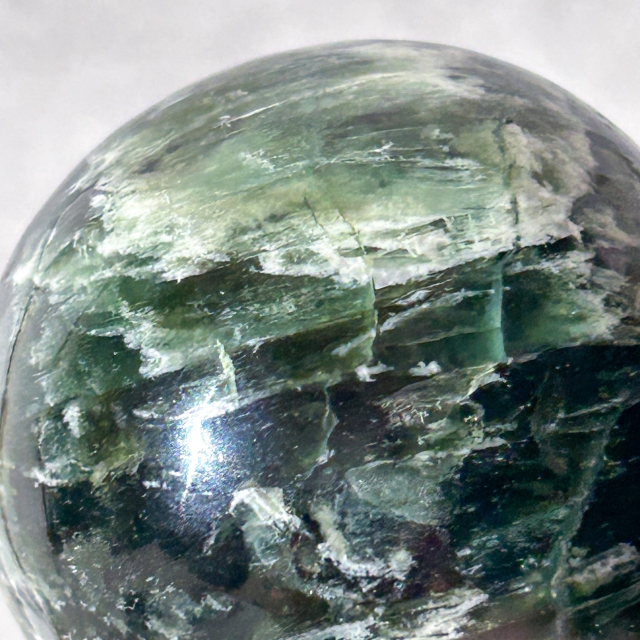 グリーンカイヤナイト スフィア * Green Kyanite * 天然石