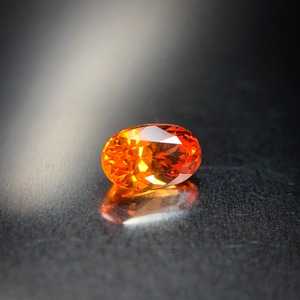 最も美しいオレンジ色 0.47ct UP 天然 マンダリンガーネット